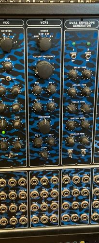 Technosaurus-Selector